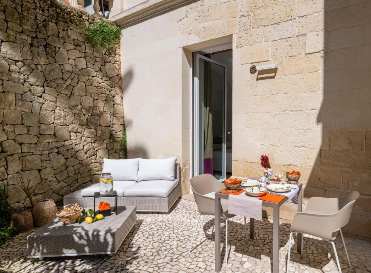 Dimora Storica Muratore Lecce Esterno foto